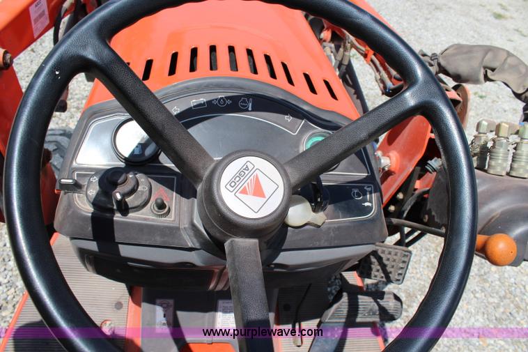 image for item J5871 2005 AGCO ST22A MFWD tractor