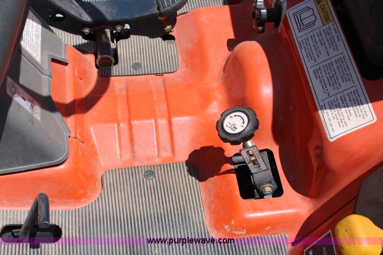 image for item J5871 2005 AGCO ST22A MFWD tractor