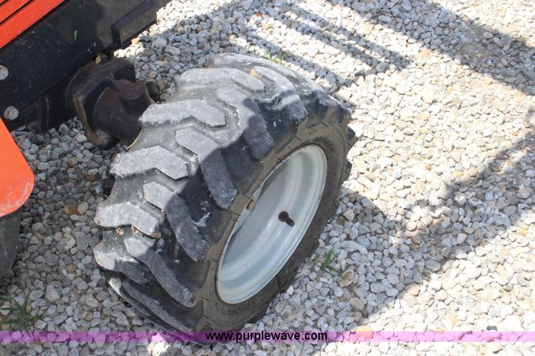 image for item J5871 2005 AGCO ST22A MFWD tractor