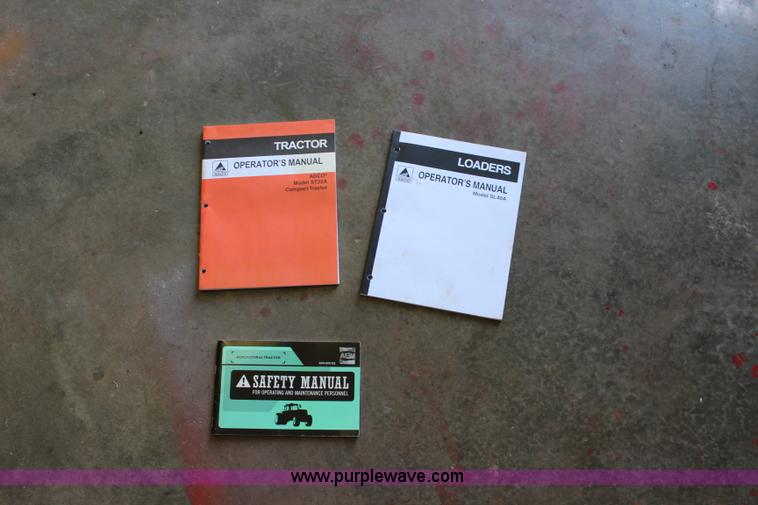 image for item J5871 2005 AGCO ST22A MFWD tractor