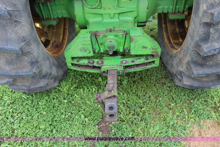 image for item J5874 1972 John Deere 4620 tractor