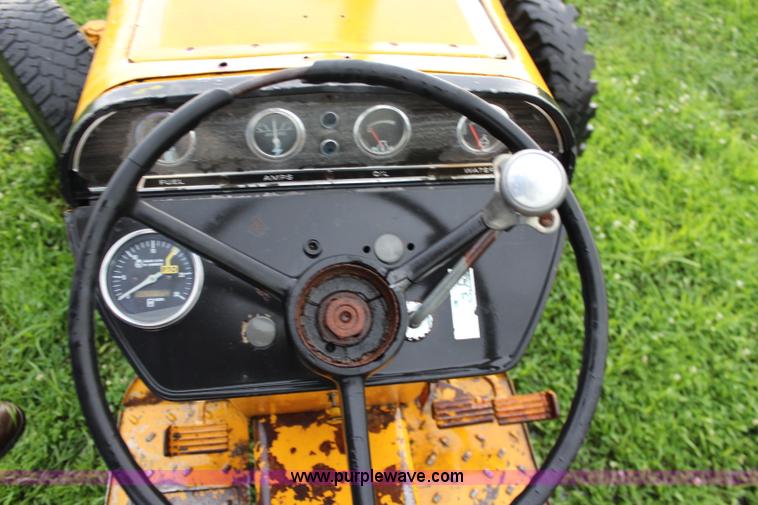 image for item J5883 International I2500B tractor