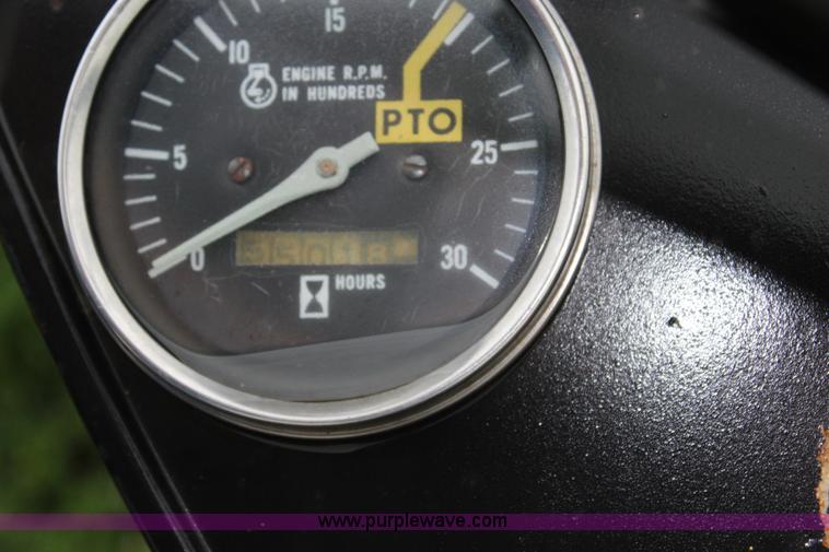 image for item J5883 International I2500B tractor