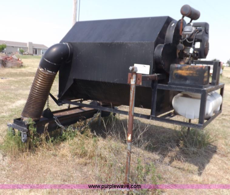 image for item J6941 Parking lot vacuum