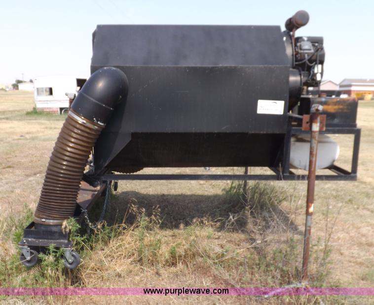 image for item J6941 Parking lot vacuum