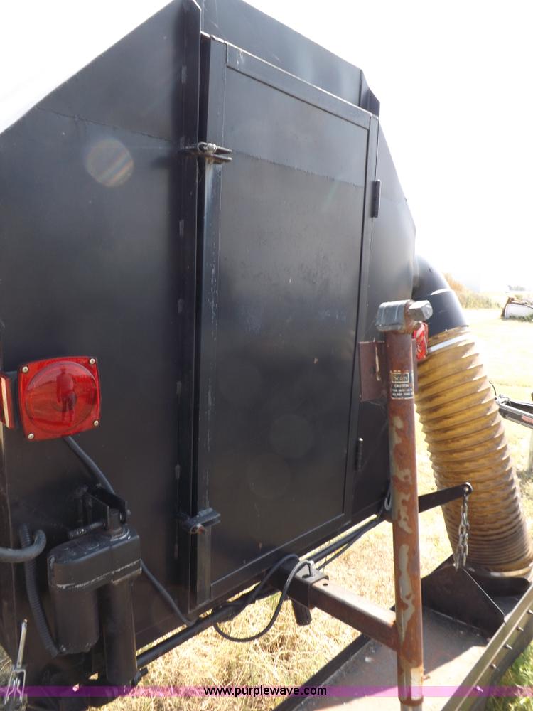 image for item J6941 Parking lot vacuum