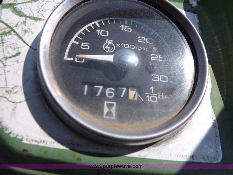 image for item J6946 Deutz Allis 5215 HST MFWD tractor