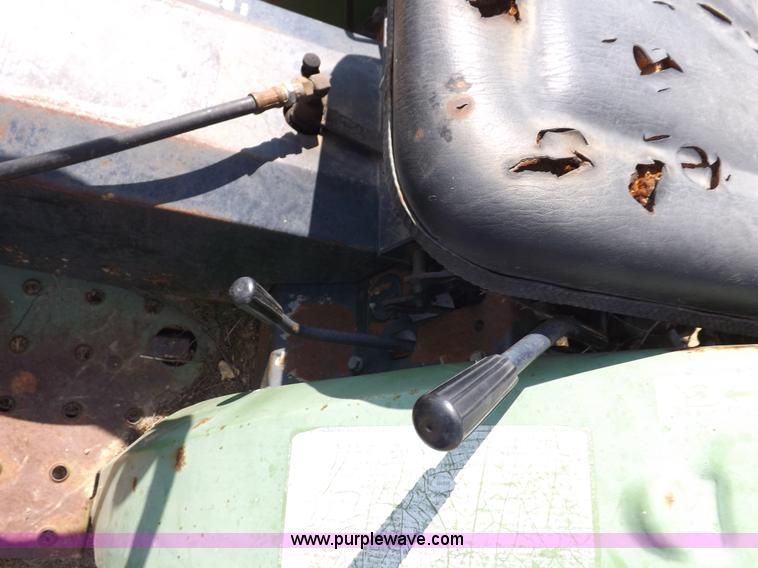 image for item J6946 Deutz Allis 5215 HST MFWD tractor