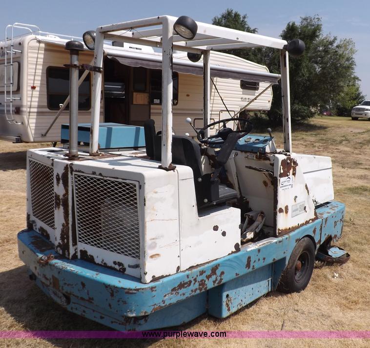 image for item J6949 Tennant 92 sweeper