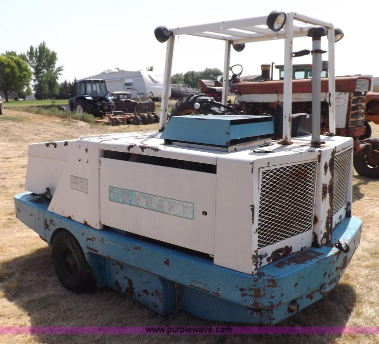 image for item J6949 Tennant 92 sweeper