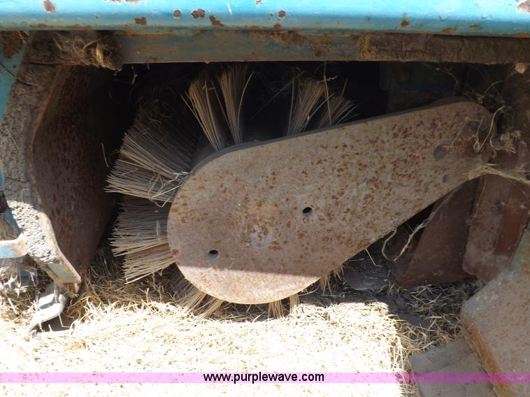 image for item J6949 Tennant 92 sweeper