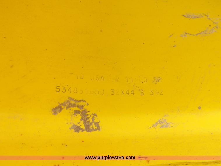 image for item J6994 (2) flotation tires