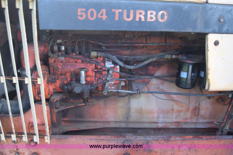 image for item J7856 1972 Case 1370 tractor