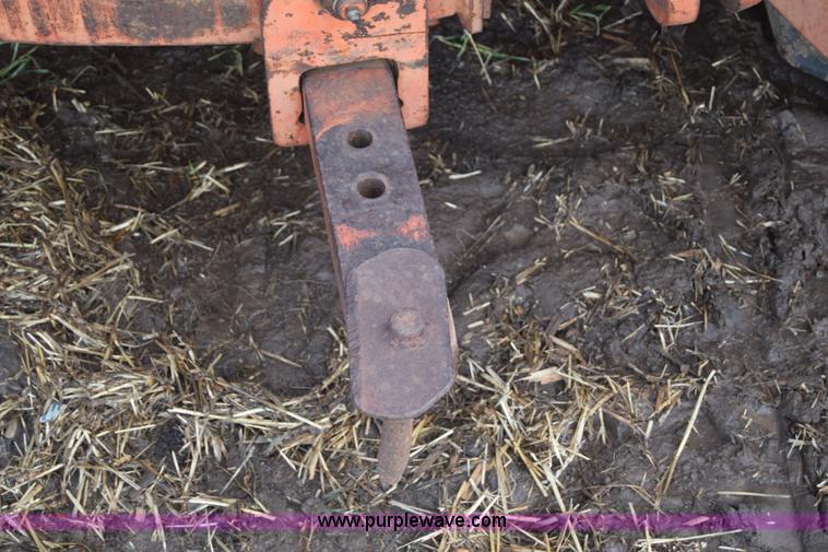 image for item J7856 1972 Case 1370 tractor