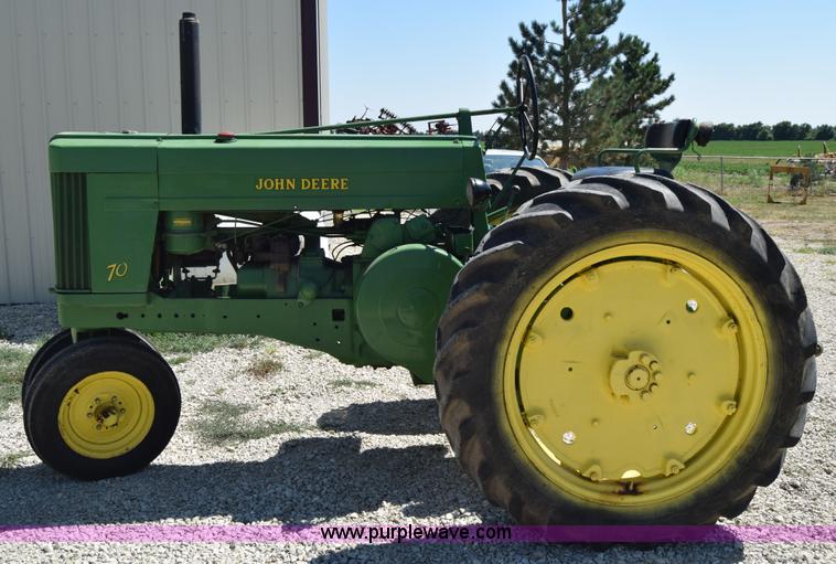image for item J7905 1954 John Deere 70 tractor