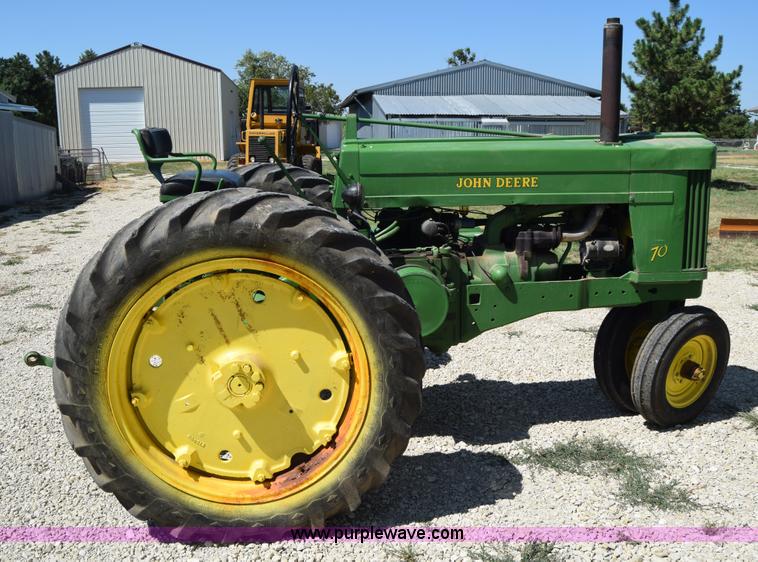 image for item J7905 1954 John Deere 70 tractor