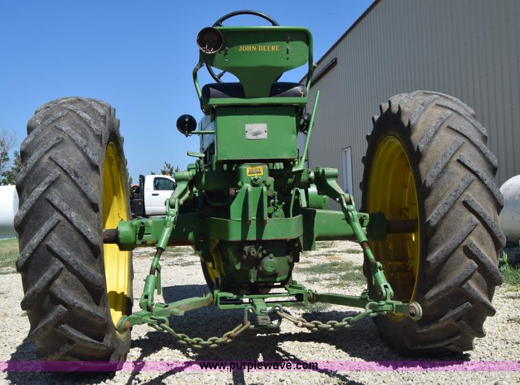 image for item J7905 1954 John Deere 70 tractor