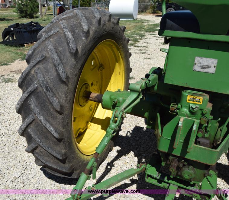 image for item J7905 1954 John Deere 70 tractor