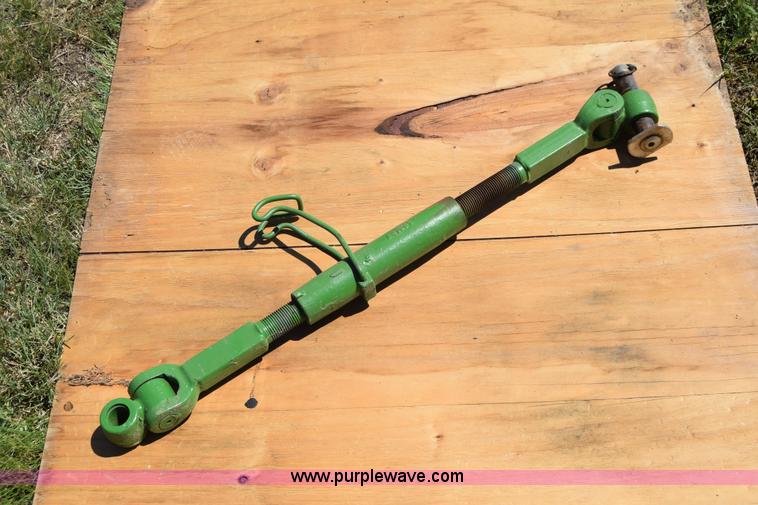 image for item J7912 John Deere Category III top link