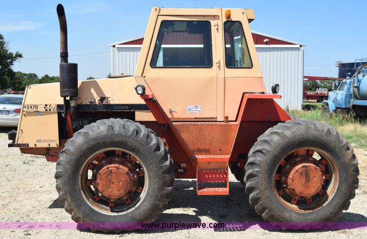 image for item J7938 1973 Case 2470 4WD tractor