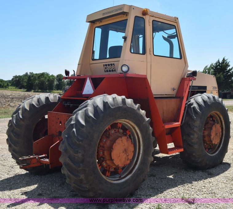 image for item J7938 1973 Case 2470 4WD tractor