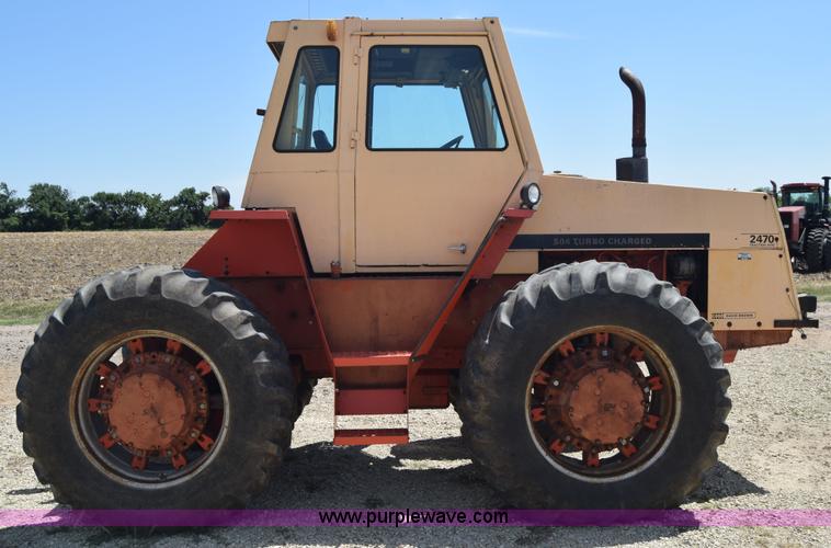 image for item J7938 1973 Case 2470 4WD tractor