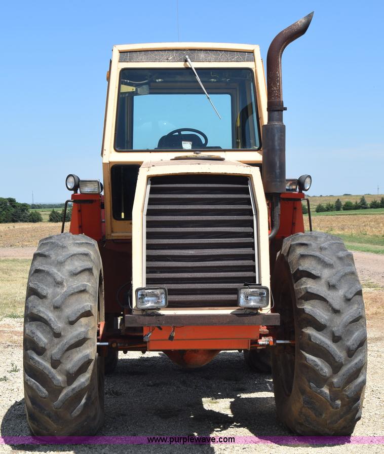 image for item J7938 1973 Case 2470 4WD tractor