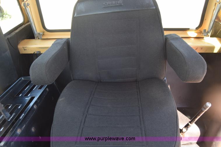 image for item J7938 1973 Case 2470 4WD tractor