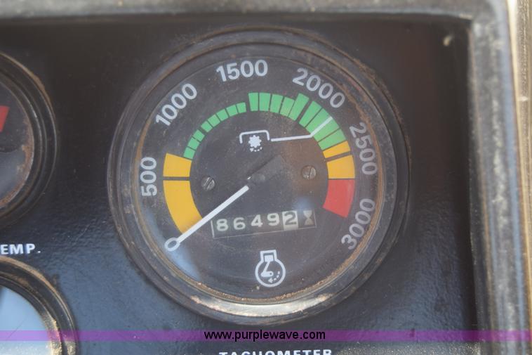 image for item J7938 1973 Case 2470 4WD tractor