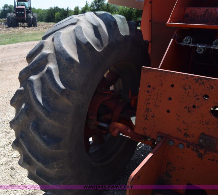 image for item J7938 1973 Case 2470 4WD tractor