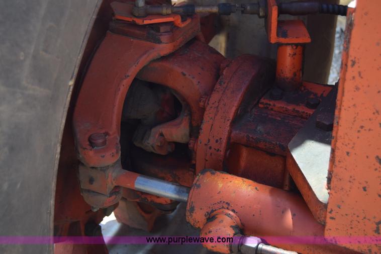 image for item J7938 1973 Case 2470 4WD tractor