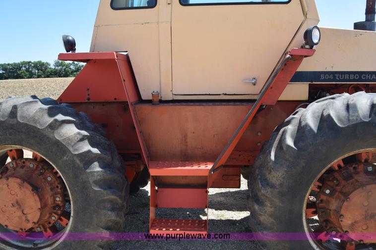 image for item J7938 1973 Case 2470 4WD tractor