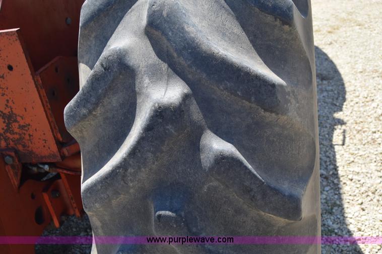 image for item J7938 1973 Case 2470 4WD tractor