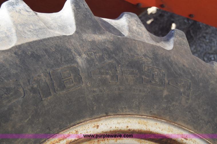 image for item J7938 1973 Case 2470 4WD tractor