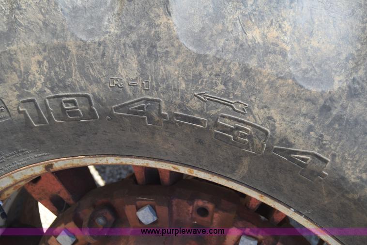 image for item J7938 1973 Case 2470 4WD tractor