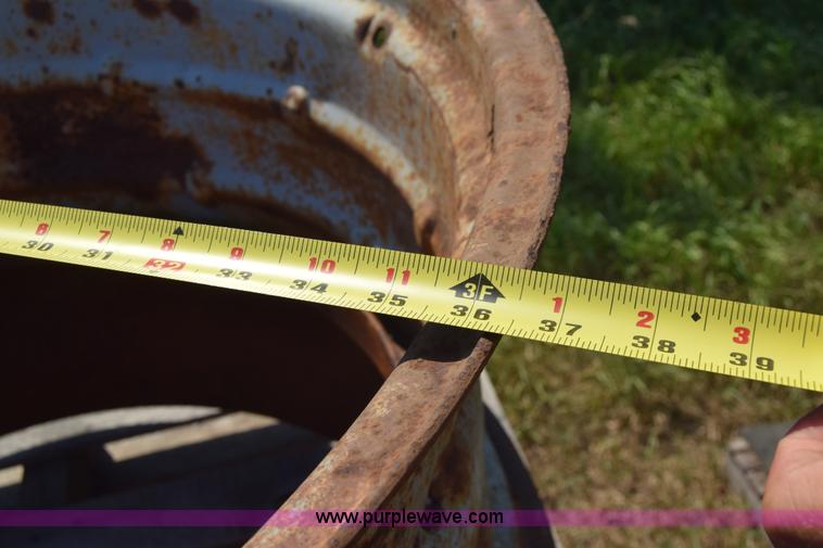 image for item J7938 1973 Case 2470 4WD tractor