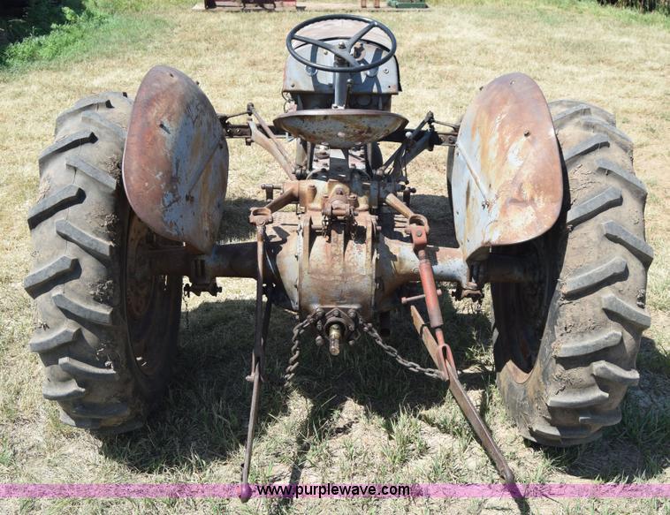 image for item J7939 Massey-Ferguson TE20 tractor