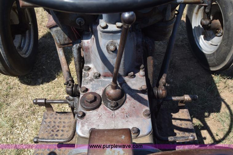 image for item J7939 Massey-Ferguson TE20 tractor