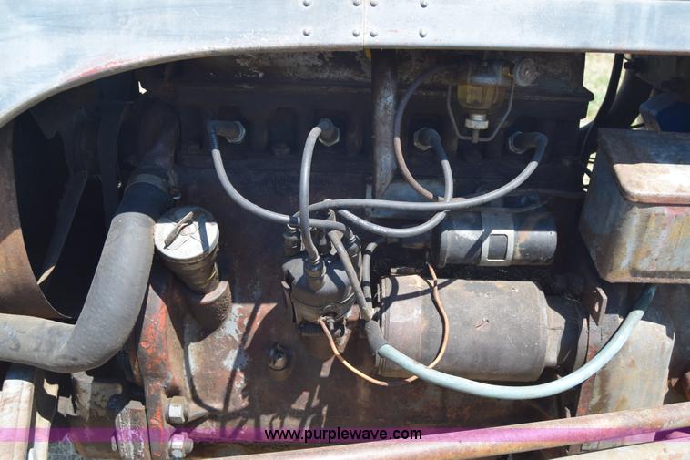 image for item J7939 Massey-Ferguson TE20 tractor