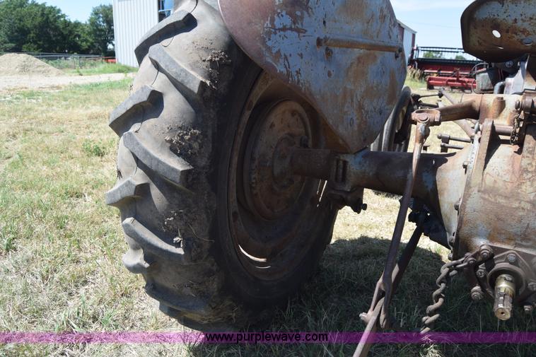 image for item J7939 Massey-Ferguson TE20 tractor