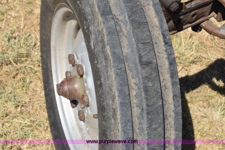 image for item J7939 Massey-Ferguson TE20 tractor