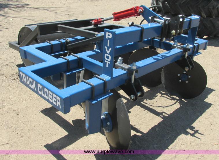 image for item J8234 Pivot track closer