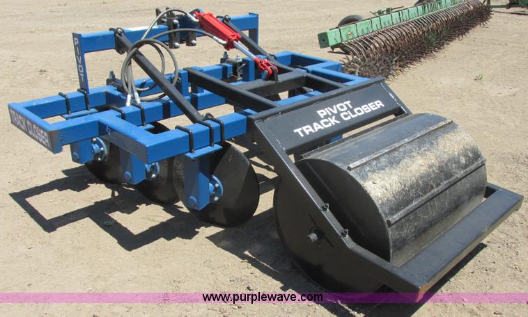 image for item J8234 Pivot track closer