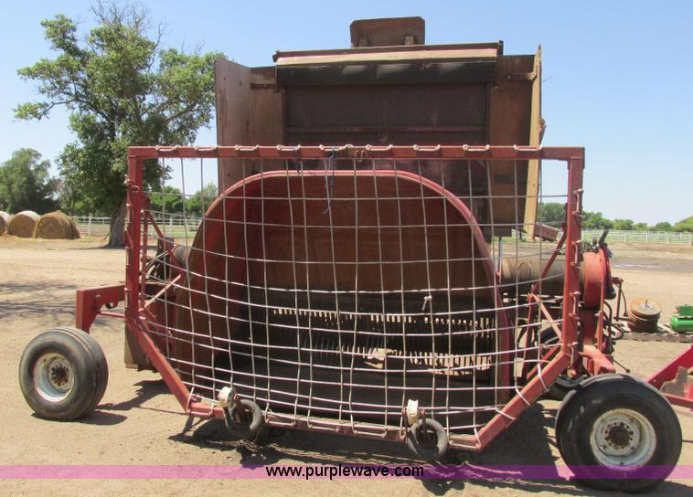 image for item J8237 Silopress XP3 silage bagger