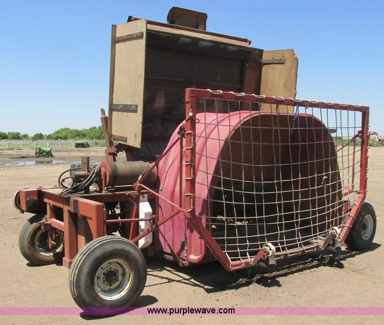 image for item J8237 Silopress XP3 silage bagger