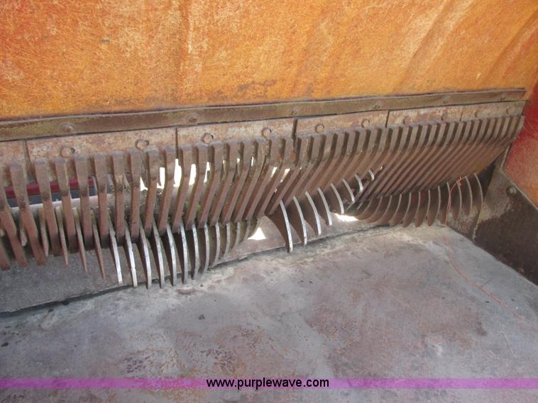 image for item J8237 Silopress XP3 silage bagger