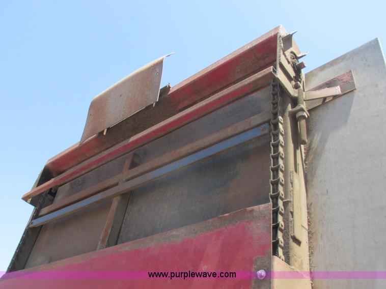 image for item J8237 Silopress XP3 silage bagger