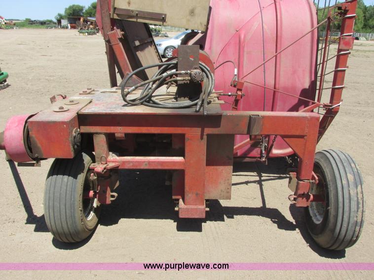 image for item J8237 Silopress XP3 silage bagger