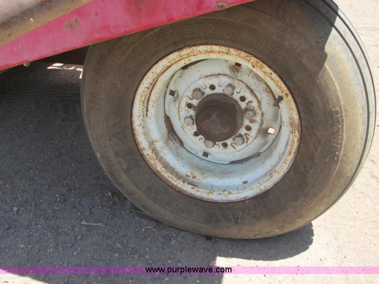 image for item J8237 Silopress XP3 silage bagger