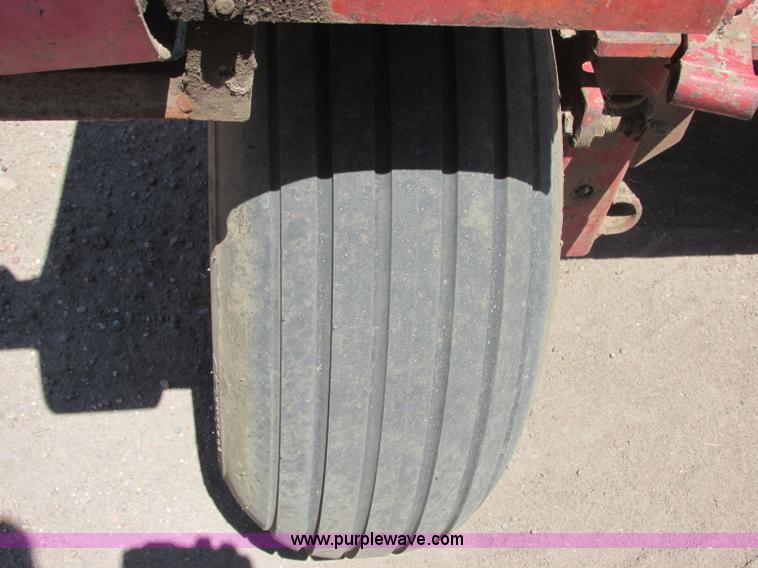 image for item J8237 Silopress XP3 silage bagger